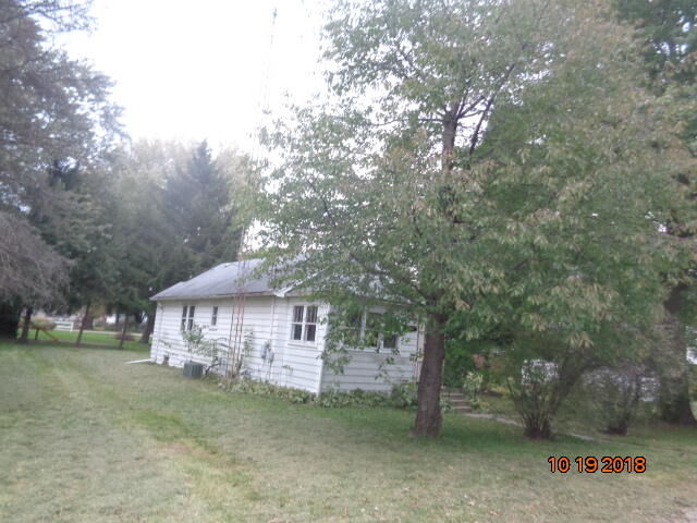 Property Photo: W970 Green Rd WI 53128