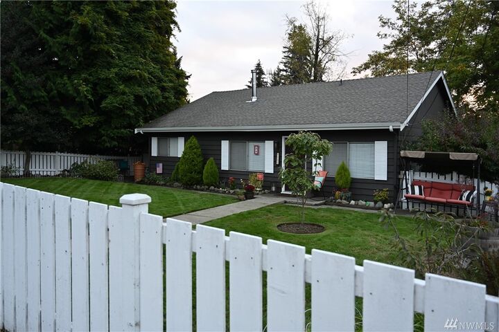 8101 126th Ave NE  Kirkland WA 98033 photo