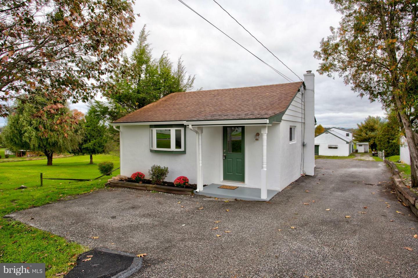 Property Photo: 3297 Marietta Avenue PA 17601