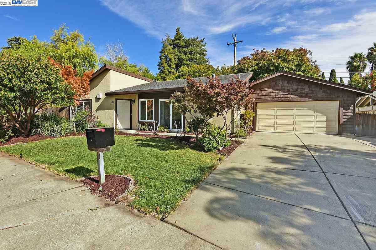 Property Photo:  26626 Voltaire St  CA 94544 