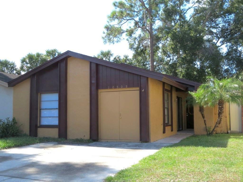 Property Photo:  10508 Winrock Place  FL 33624 