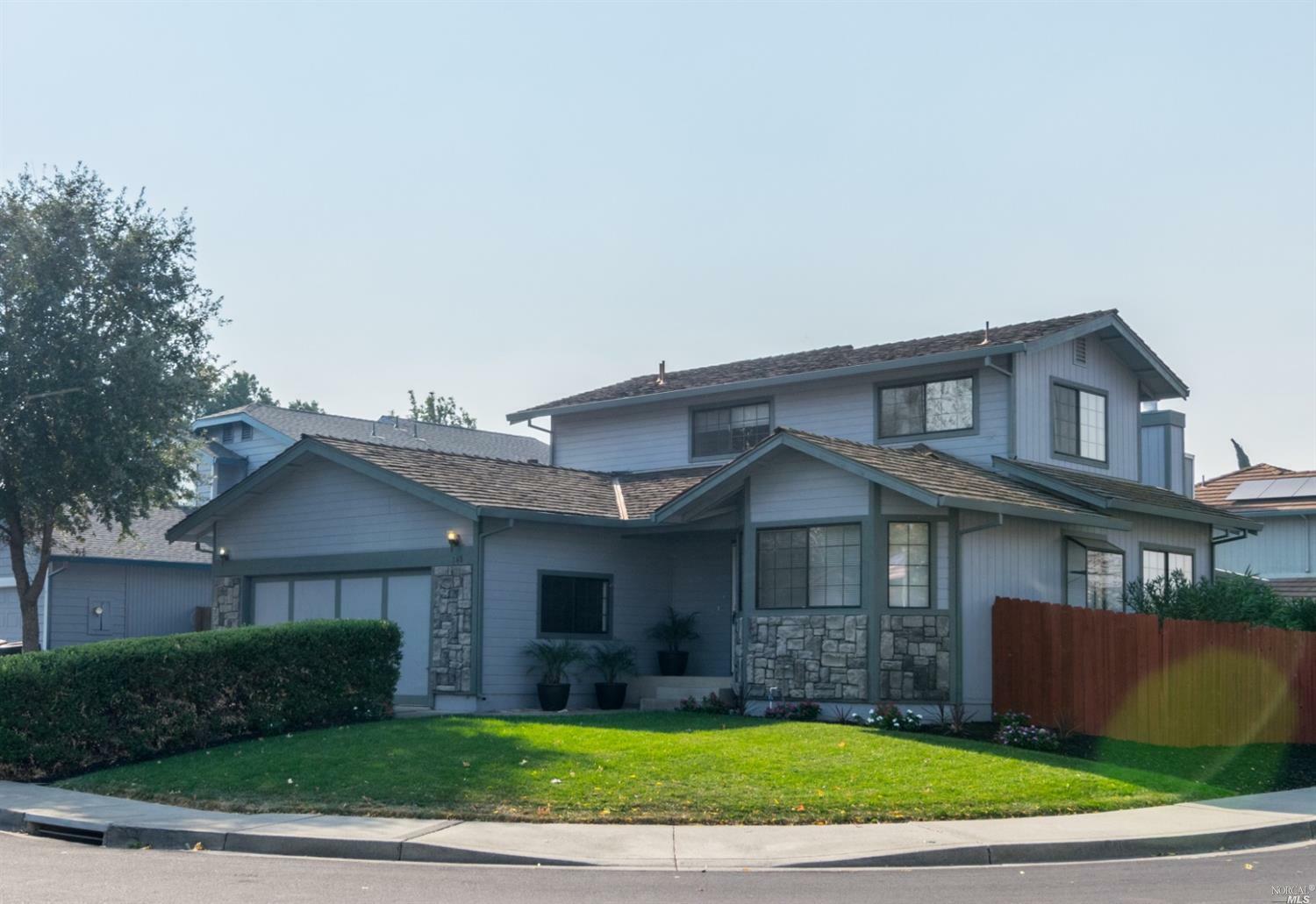 Property Photo:  148 Woodridge Circle  CA 95687 