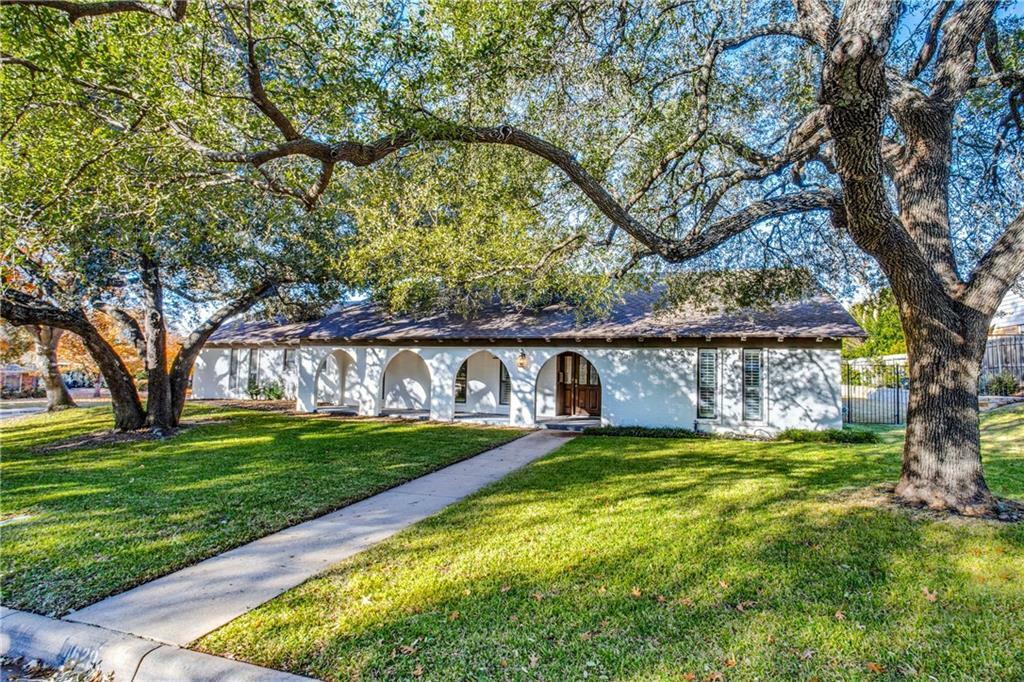 Property Photo:  4620 Cloudview Road  TX 76109 