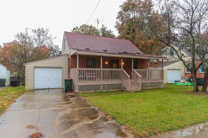 44 Gambier Circle  Greenhills OH 45218 photo