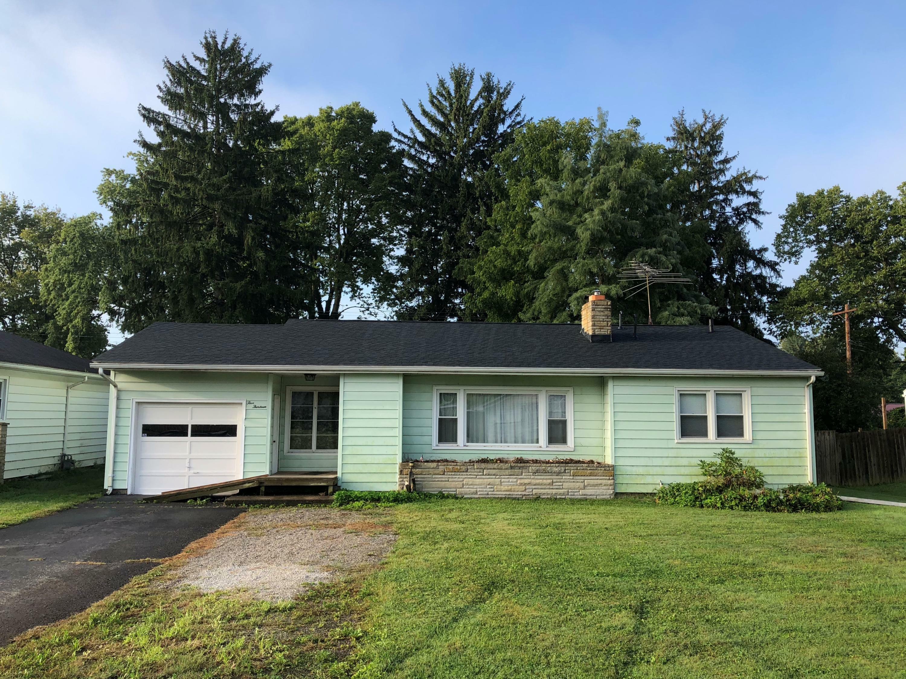 Property Photo: 513 Leslie Drive OH 43055