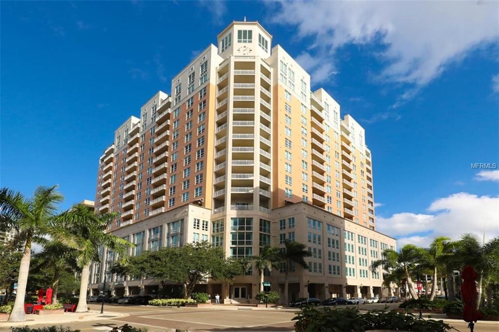 Property Photo: 1350 Main Street 300 FL 34236