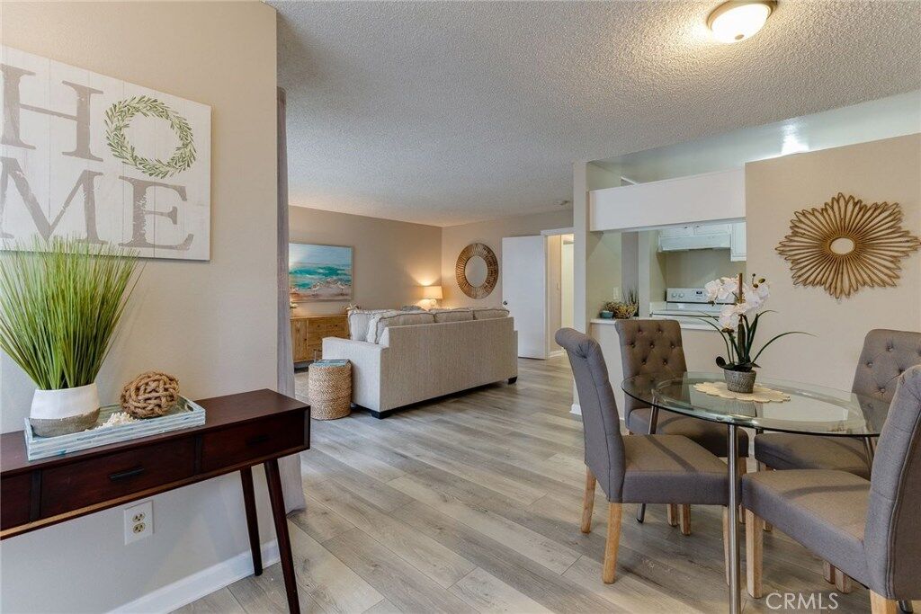 Property Photo:  902 Camino Real 105  CA 90277 