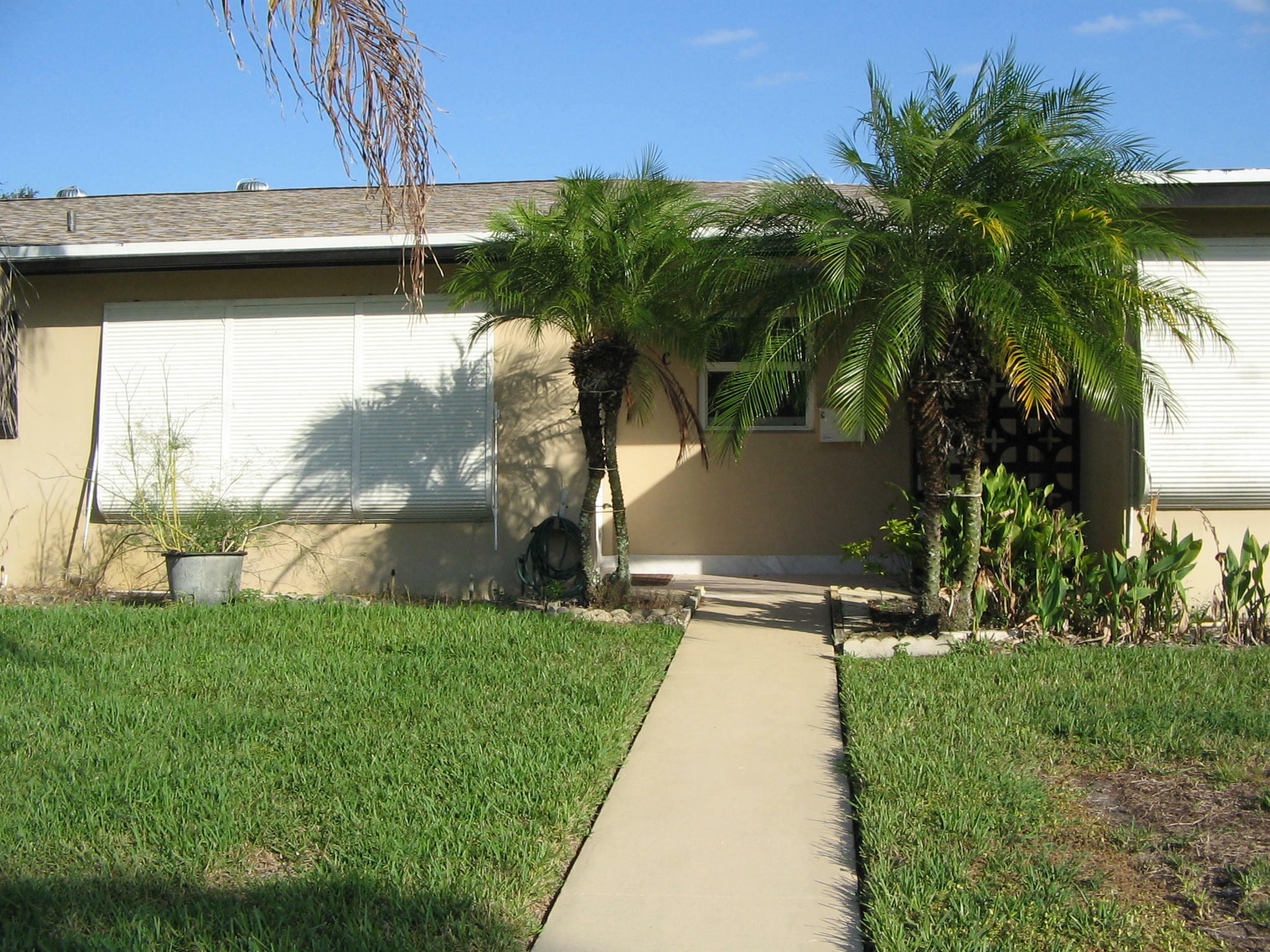 Property Photo:  1032 North Drive C  FL 33445 