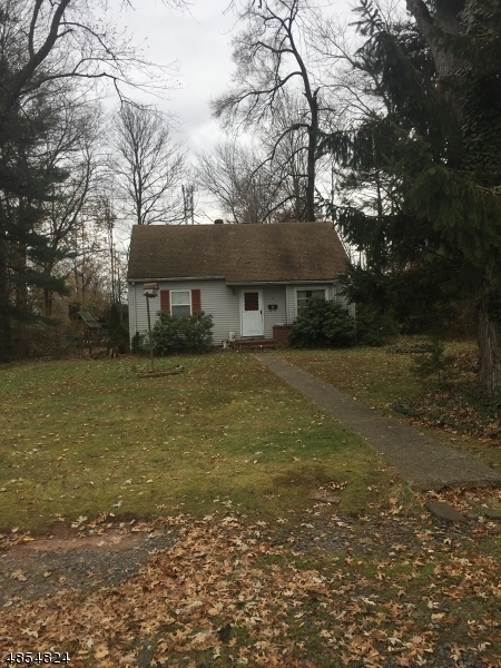 Property Photo:  21 Phillips Pl  NJ 08812 