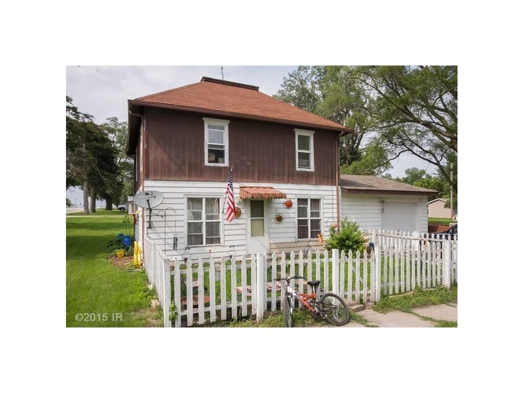 Property Photo:  11 4th Street  IA 50055 