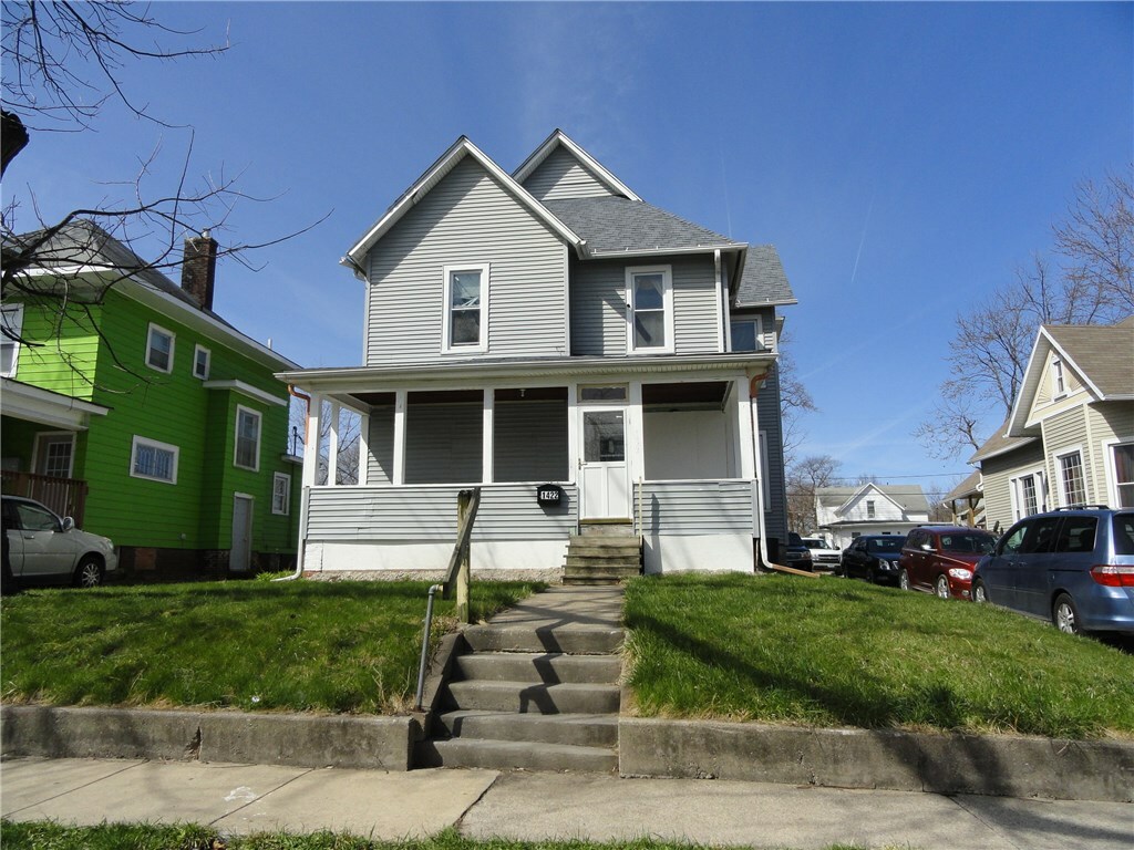 Property Photo:  1422 10th Street  IA 50314 