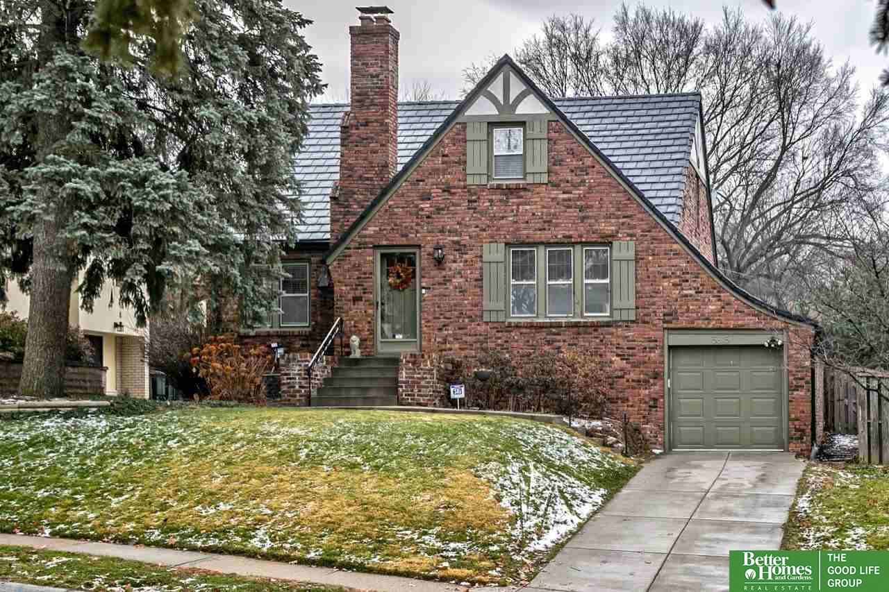 Property Photo: 5815 Nicholas NE 68132