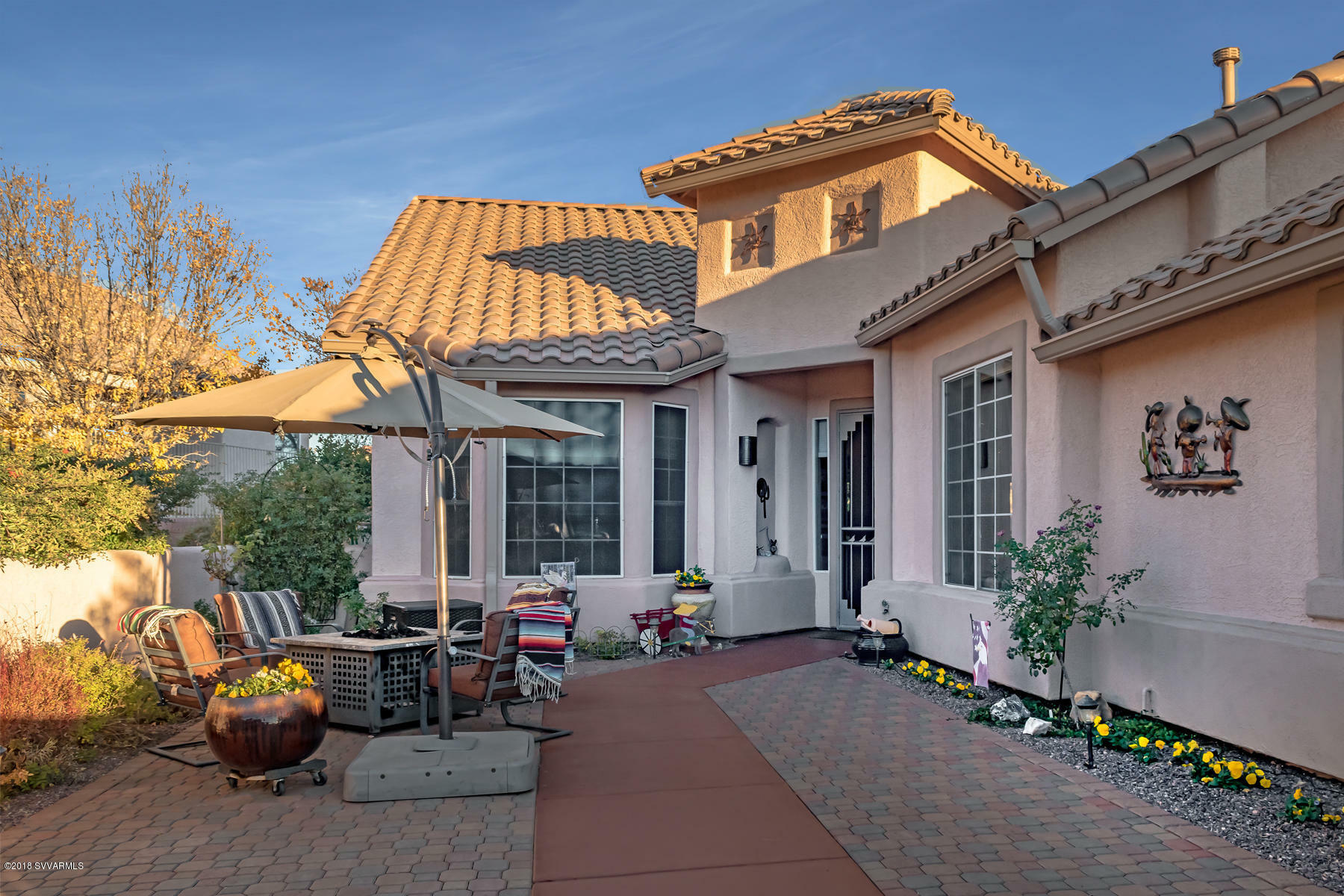 Property Photo: 6070 E Pine Crest Court AZ 86325