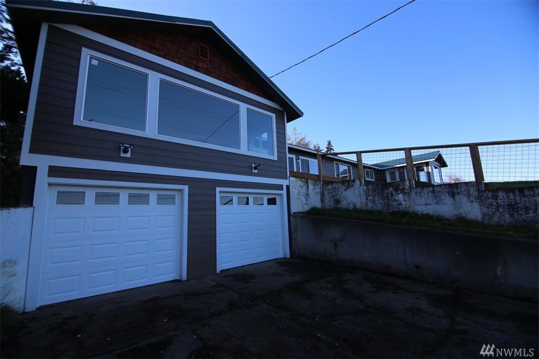 Property Photo: 146 E Frostad WA 98277