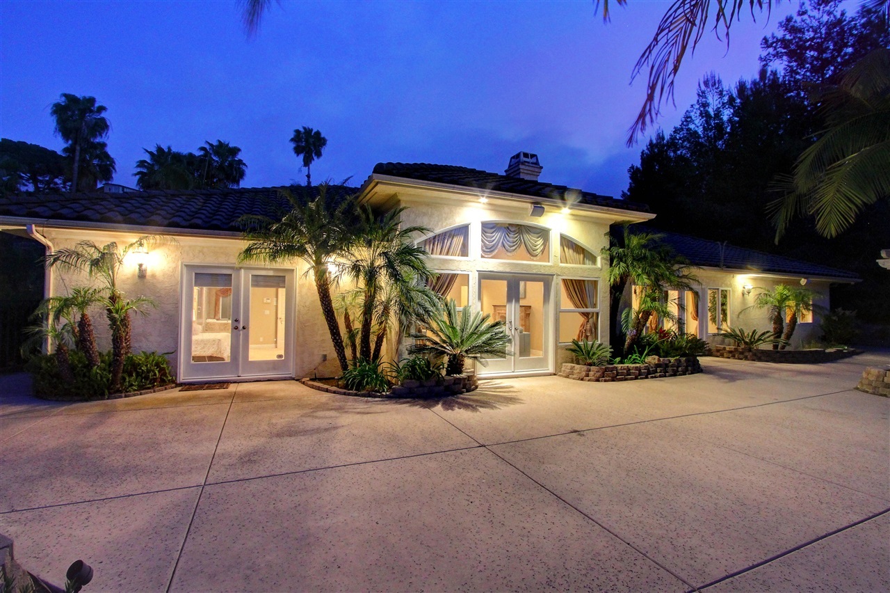 Property Photo:  5146 Russell Sq  CA 91941 