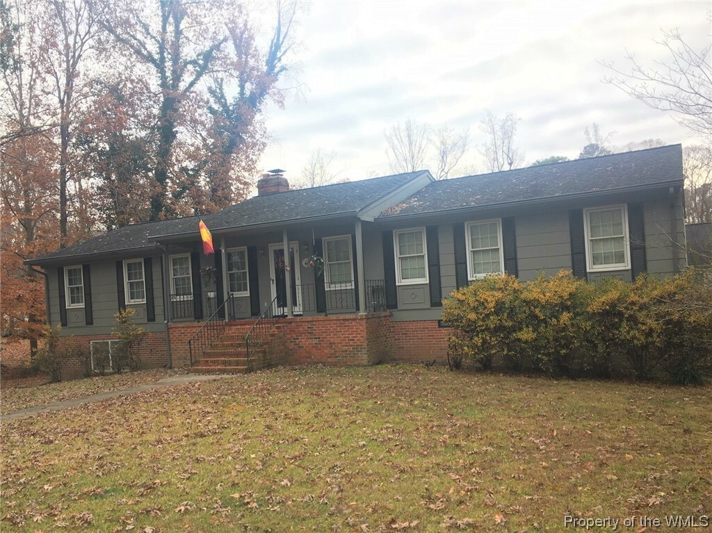 Property Photo:  104 Anthony Wayne Road  VA 23185 