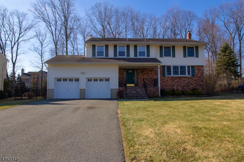 Property Photo:  13 Lenox Rd  NJ 07866 