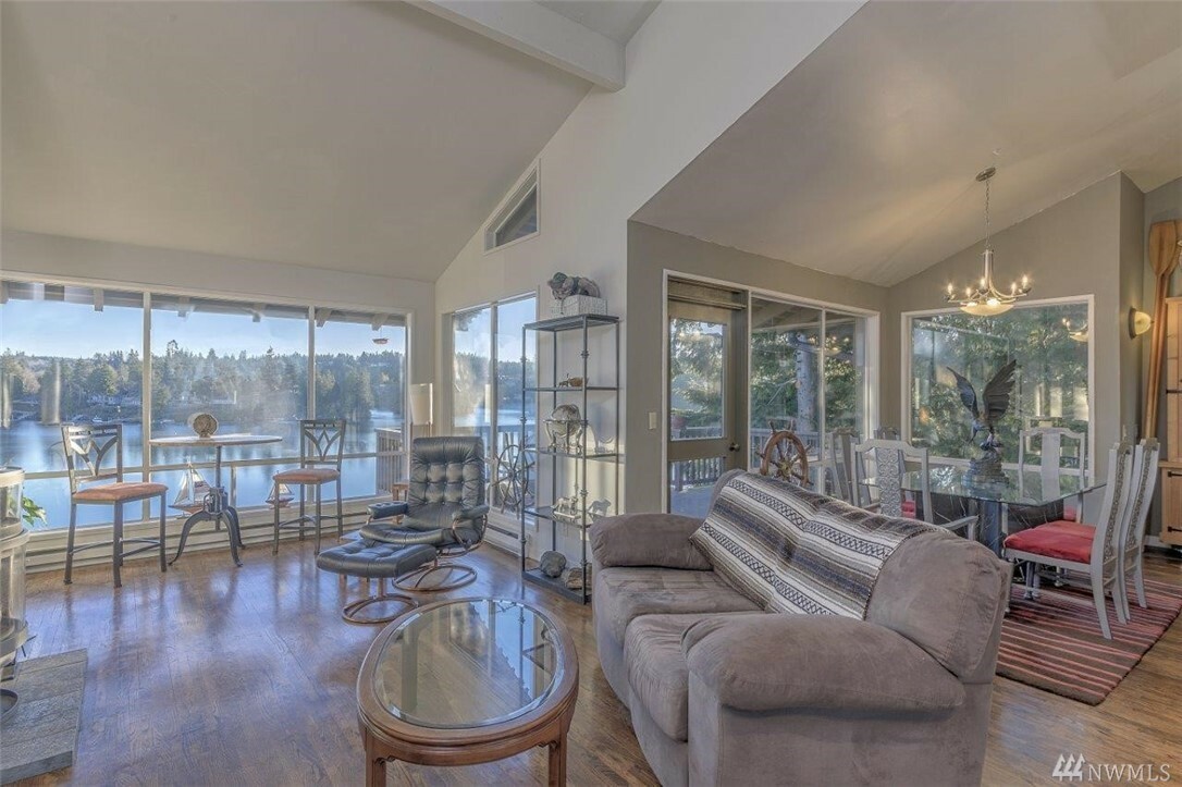 Property Photo: 161 North Bay Lane 6 WA 98365