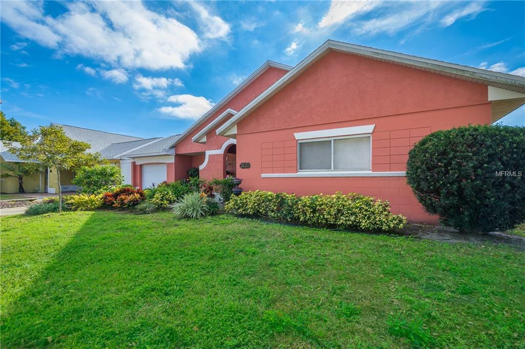 Property Photo:  3120 Port Royal Drive  FL 32827 