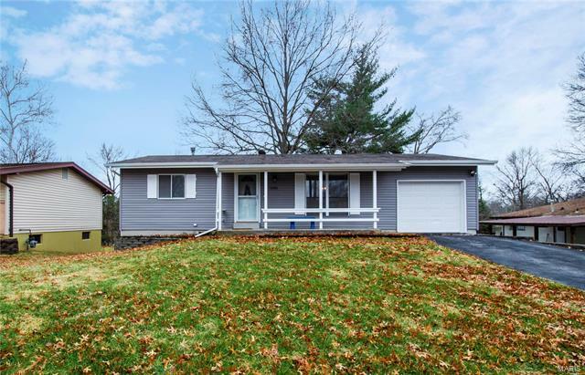 10540 Roscommon Drive  St Louis  63123 photo