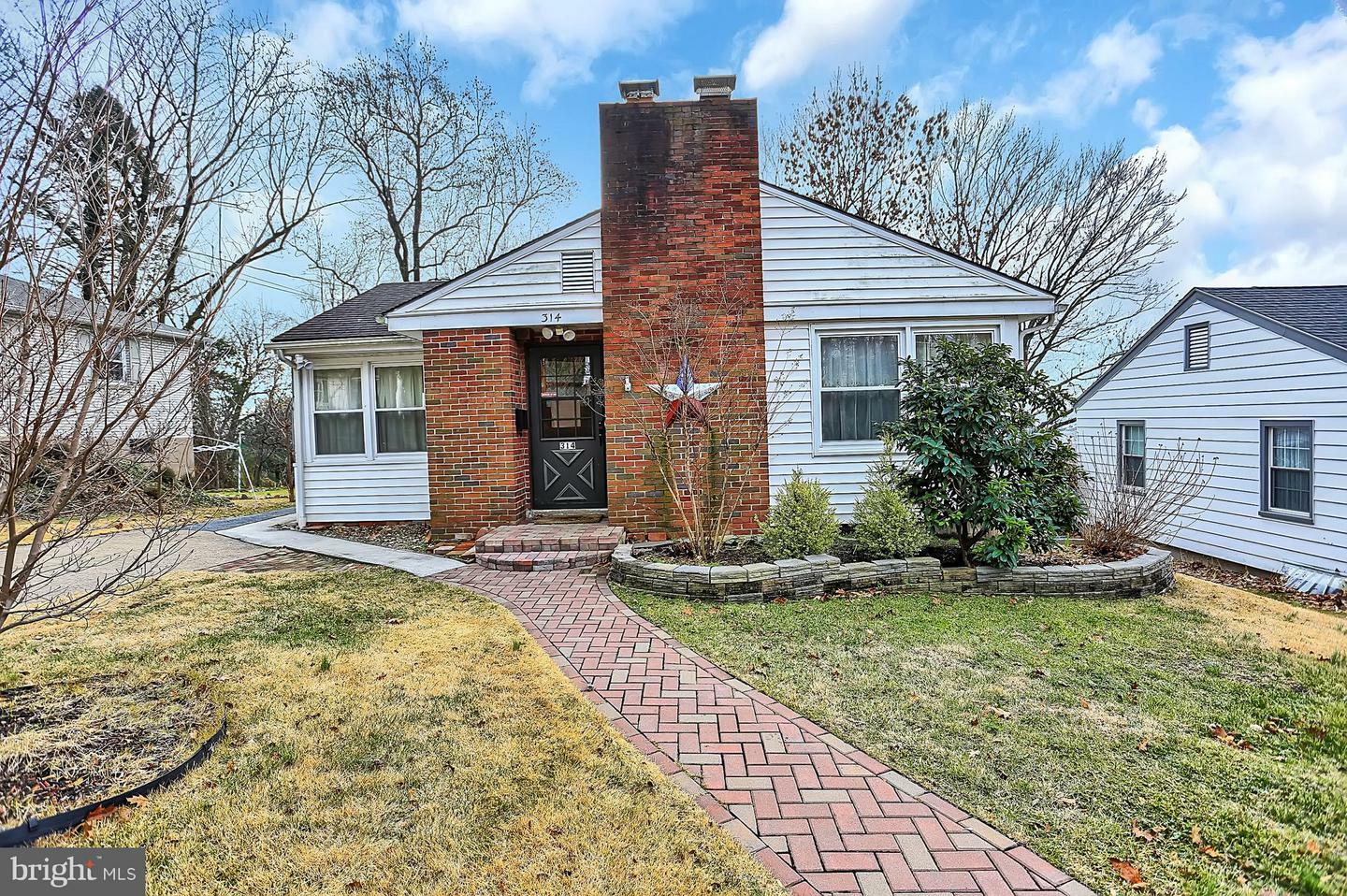 Property Photo: 314 Old Fort Road PA 17043