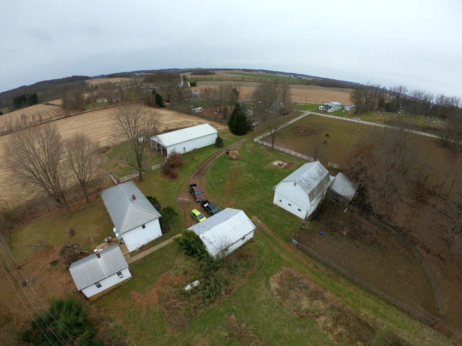 Property Photo: 7080 Clearport SW Road OH 43130