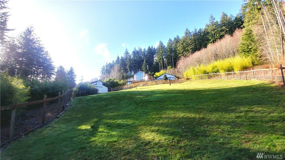 Property Photo:  171 Can Ku Rd  WA 98282 