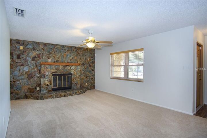 Property Photo: 3605 Coppertree Circle FL 33511