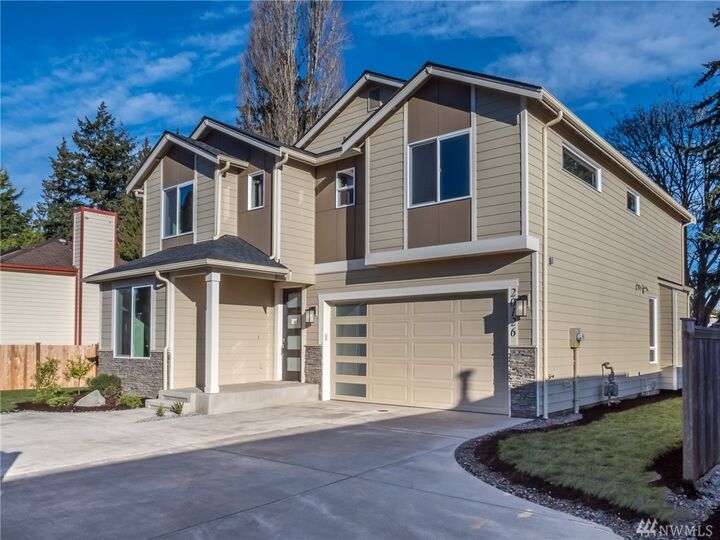 20126 Greenwood Ave N  Shoreline WA 98133 photo