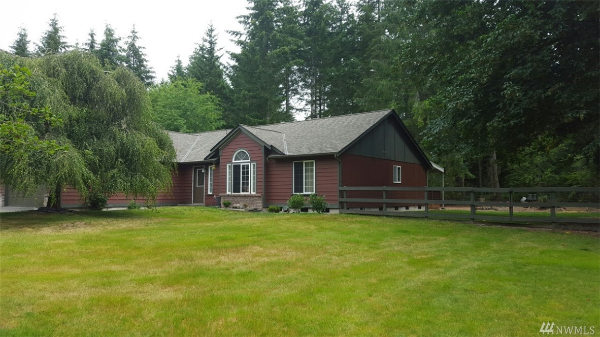 Property Photo: 7218 277th Stct E WA 98338