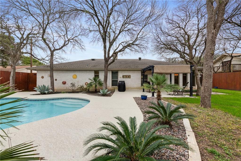 Property Photo: 1200 Bluff Drive TX 78681