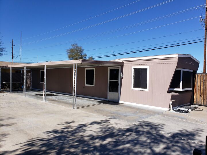 Property Photo:  126 E Villa Theresa Drive  AZ 85022 