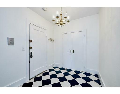 Property Photo:  286 Beacon St 2  MA 02116 