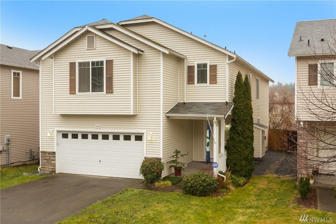 Property Photo: 17916 97th Lane E WA 98375