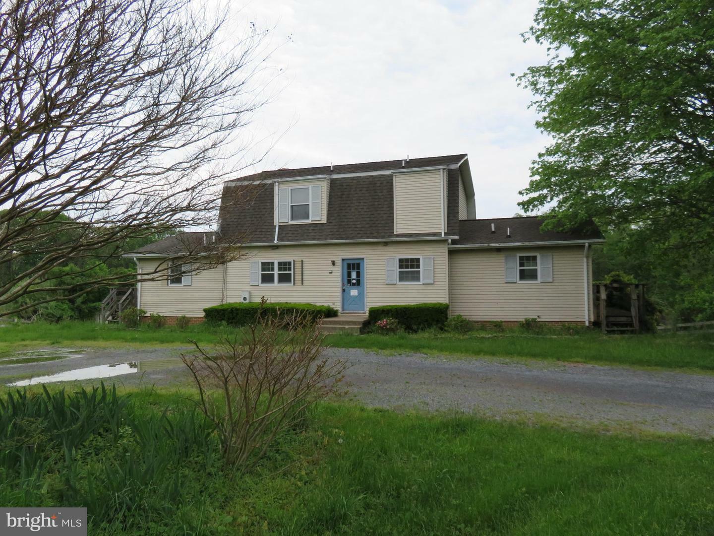Property Photo:  37577 Snickersville Turnpike  VA 20132 
