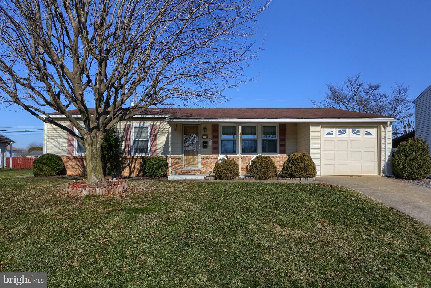 Property Photo:  115 Yorkshire Drive  PA 17055 