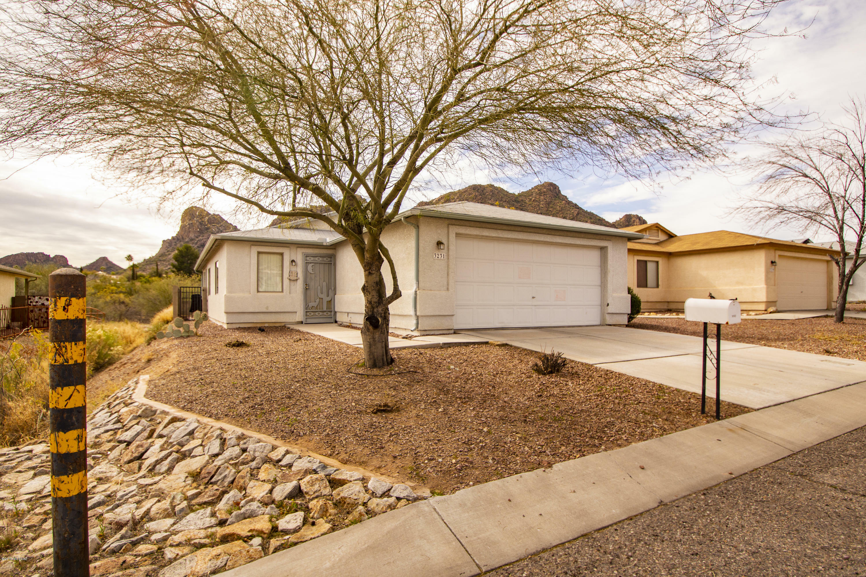 Property Photo:  3231 W Alexanderwood Drive  AZ 85746 