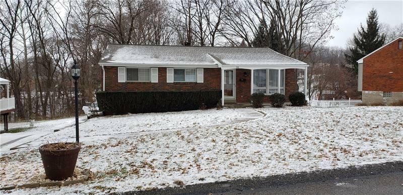 Property Photo: 98 Fenway PA 15209