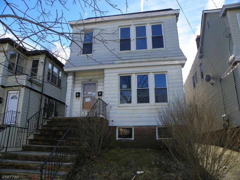 Property Photo:  87 Quabeck Ave  NJ 07111 