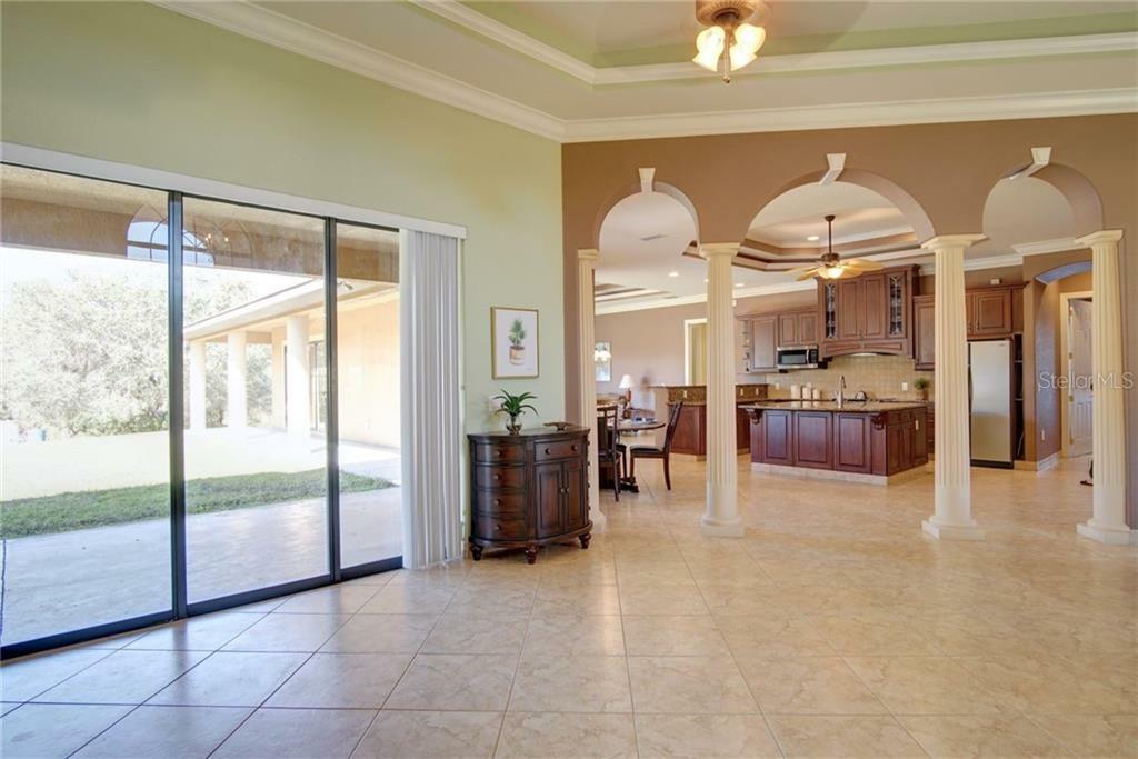 Property Photo: 29325 Saddlebag Trail FL 34251