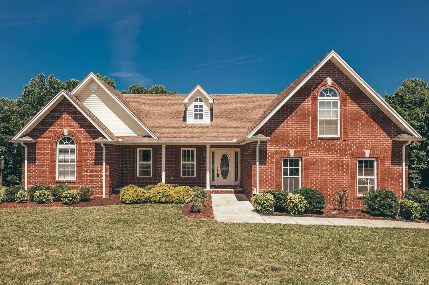 Property Photo: 1372 Grassland Dr TN 37015