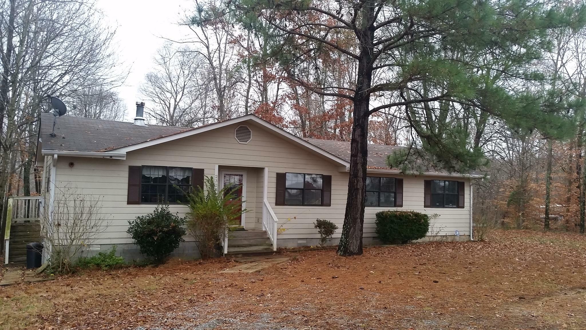 Property Photo: 2322 Bearwallow Rd TN 37015