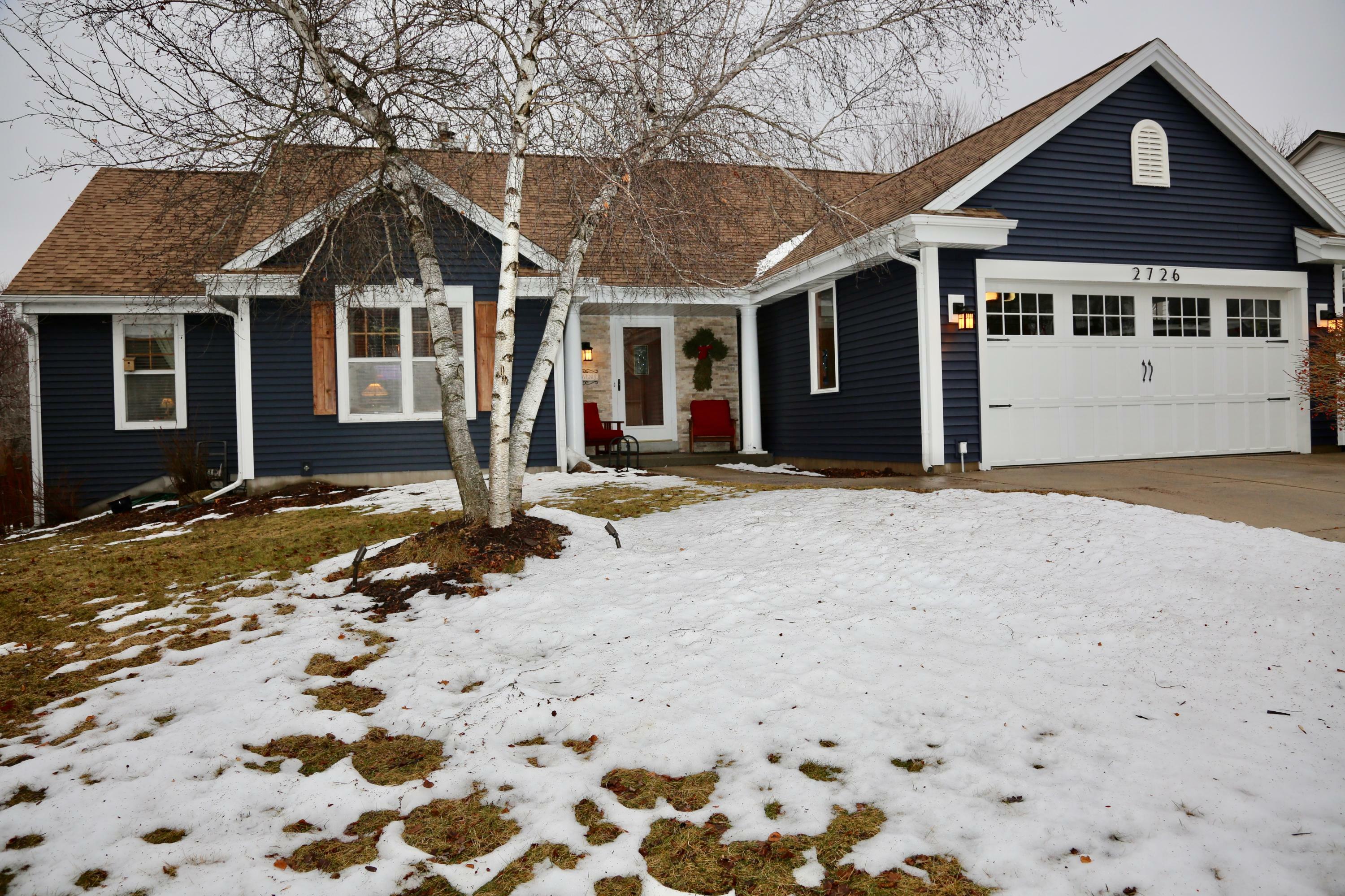 Property Photo:  2726 Fieldridge Dr  WI 53188 