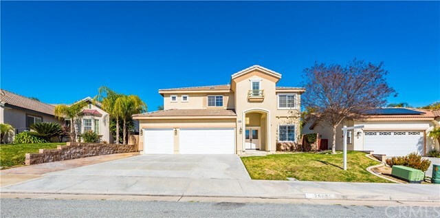 Property Photo:  25086 Painted Canyon Court  CA 92584 