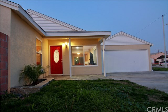 Property Photo:  11929 Ringwood Avenue  CA 90650 