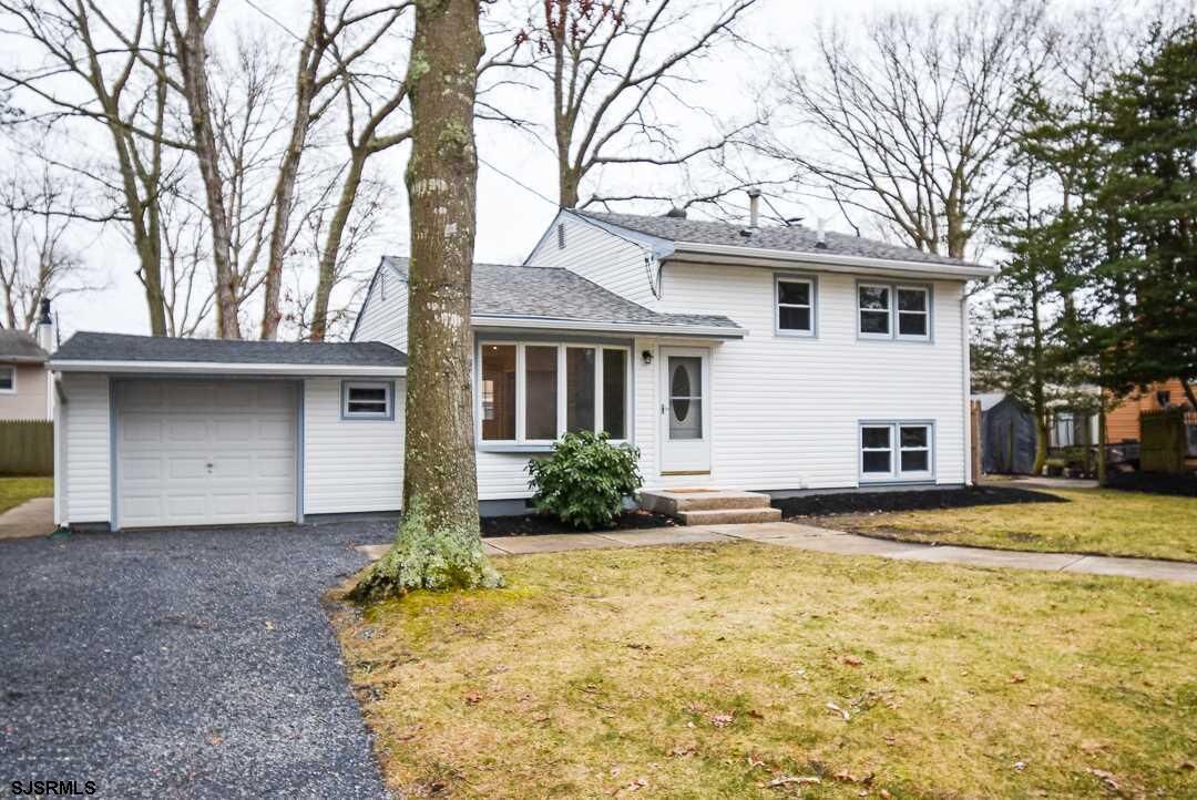 Property Photo:  702 S Wood Ln  NJ 08205 