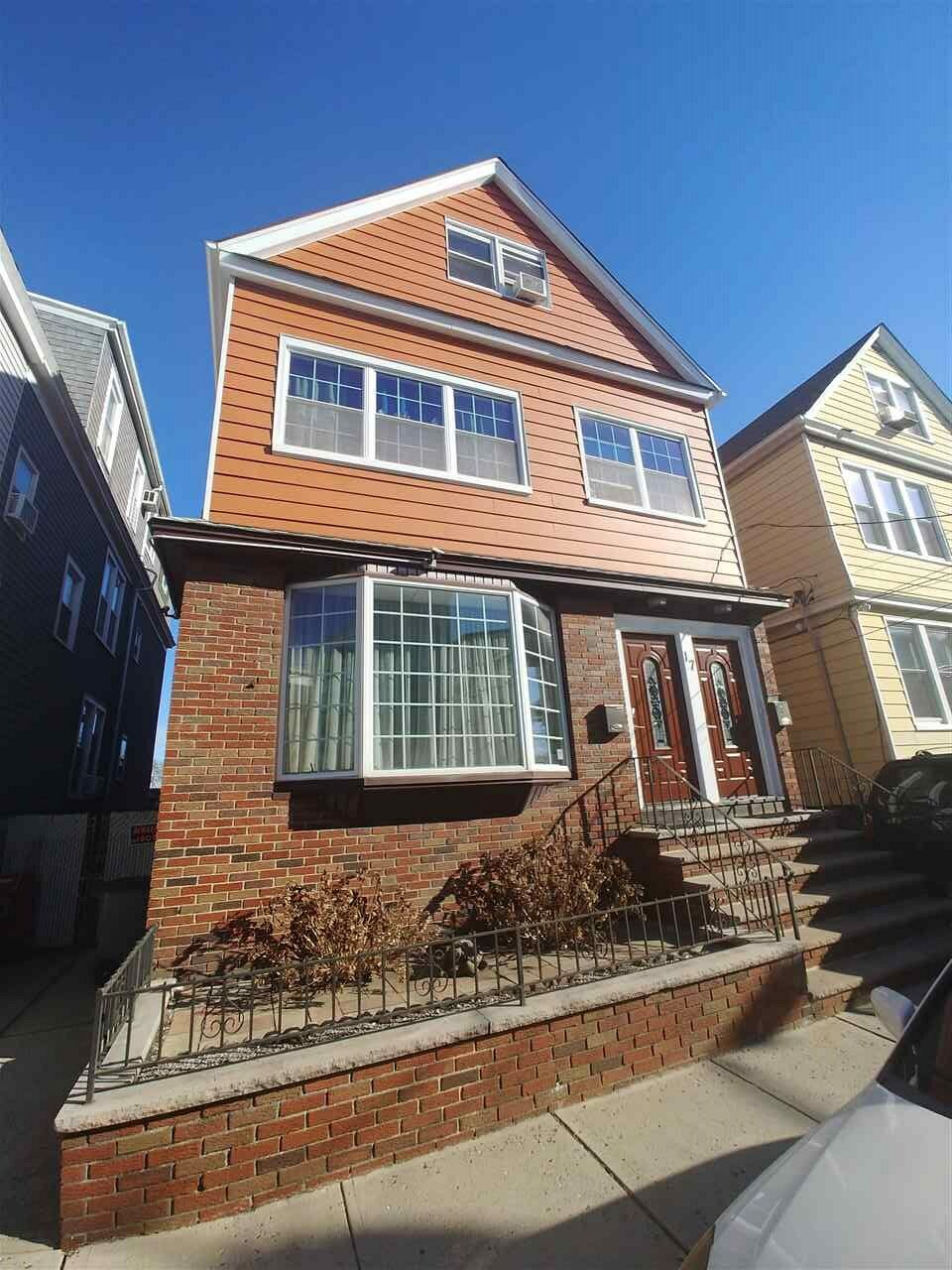 Property Photo:  17 Obrien Ct  NJ 07002 