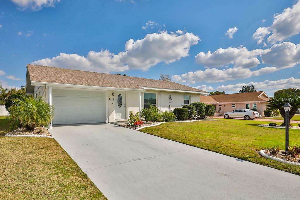 Property Photo:  1823 El Rancho Drive  FL 33573 