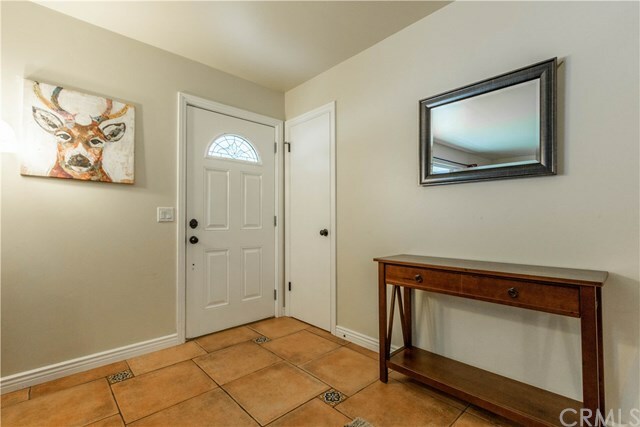 Property Photo:  5570 Valentina Avenue  CA 93422 