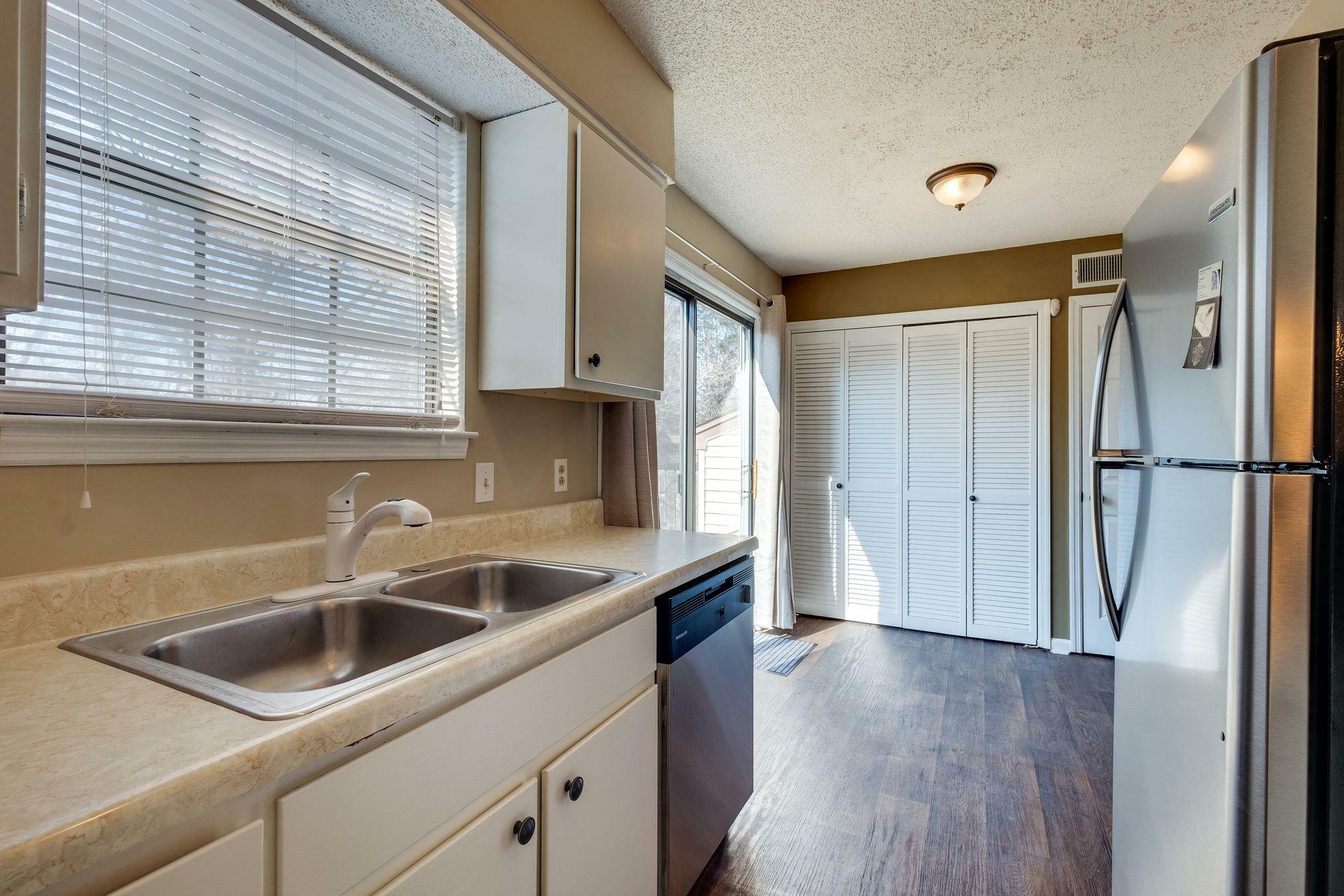 Property Photo: 3159 Trails End Ln TN 37214